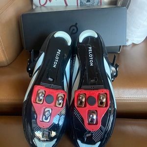 Peloton cycling shoes size 39 (8)